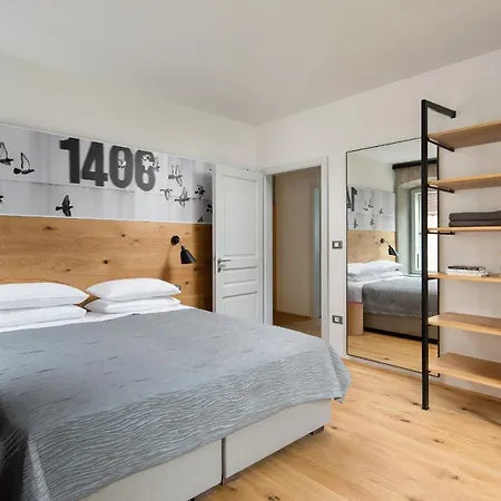 Vincent House Apartman Póla Kültér fotó