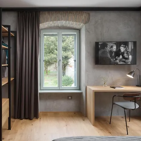 Vincent House Apartman Póla Kültér fotó